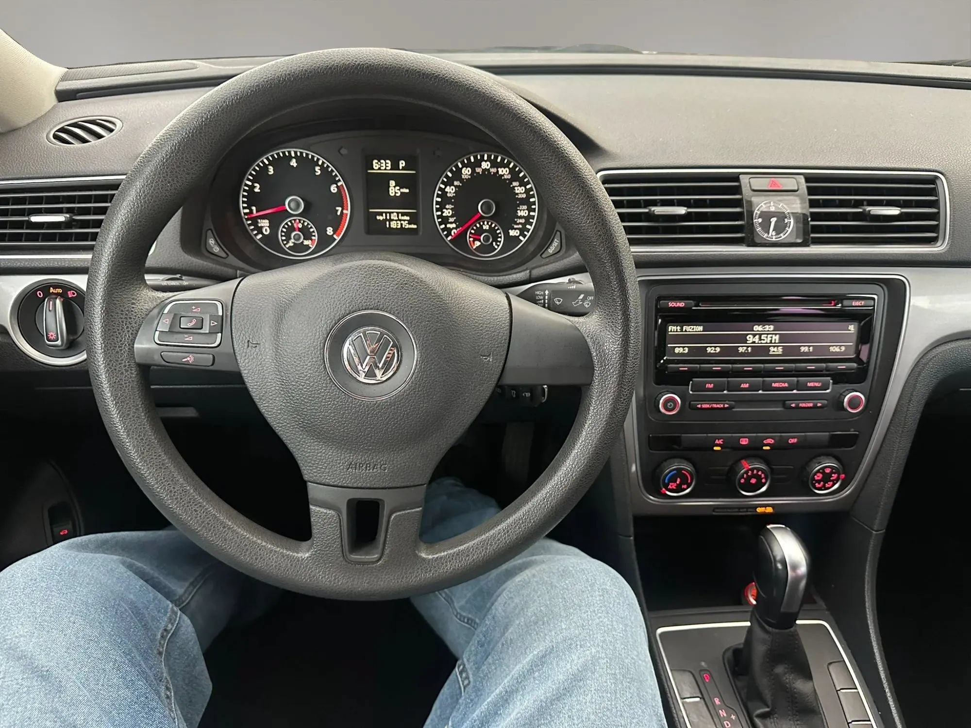 Used 2014 Volkswagen Passat 1.8T S FWD image 11