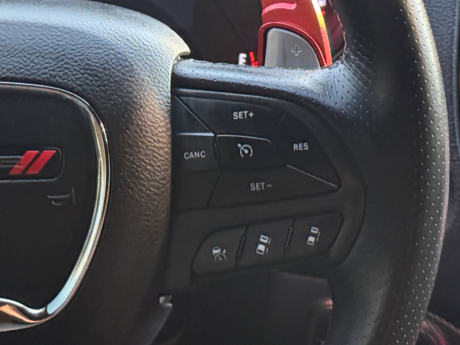 Certified 2019 Dodge Durango R/T w/ Technology Group image 19