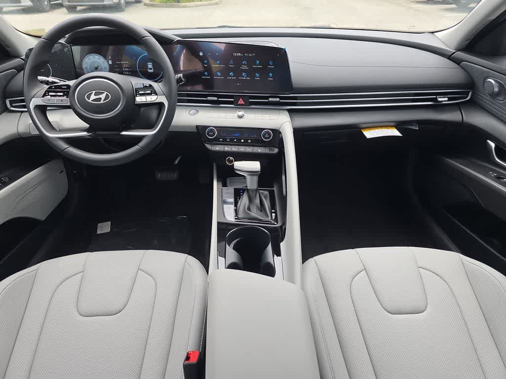 New 2026 Hyundai Elantra Limited FWD image 19