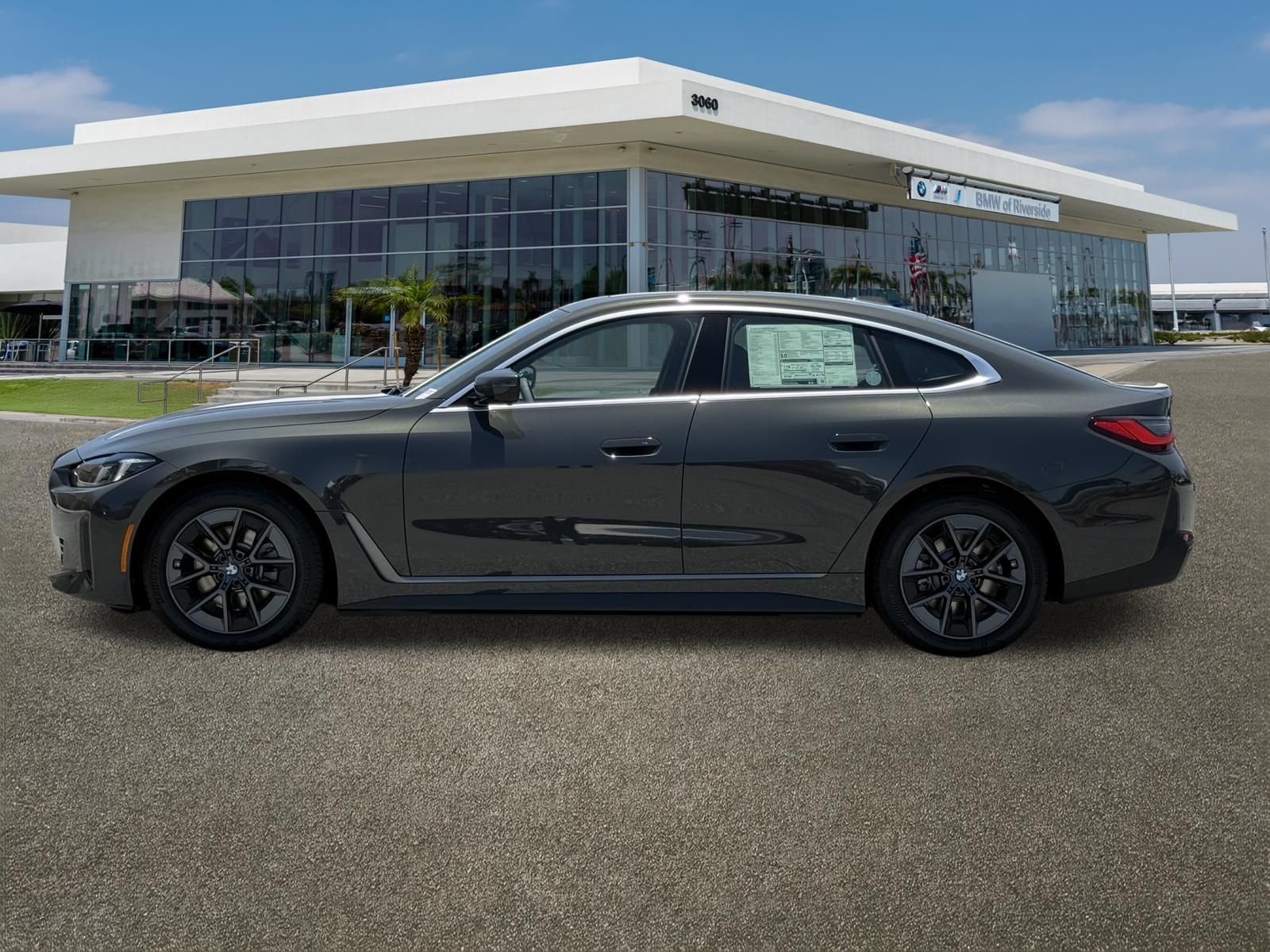 New 2026 BMW i4 eDrive40 w/ Driving Assistance Package RWD image 6