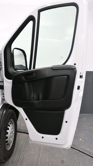 Used 2025 RAM ProMaster 2500 w/ Convenience Group image 10