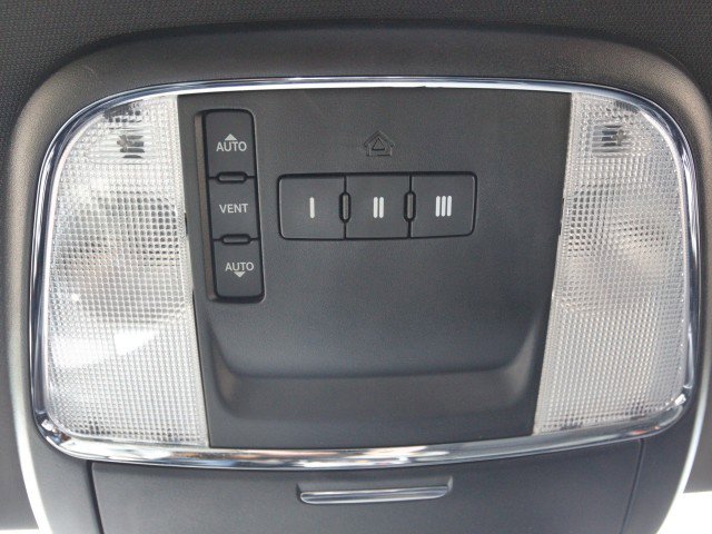 Used 2012 Dodge Charger R/T w/ Sound Group AWD/4WD image 25