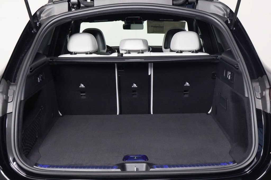 New 2027 Mercedes-Benz GLC 300 image 8
