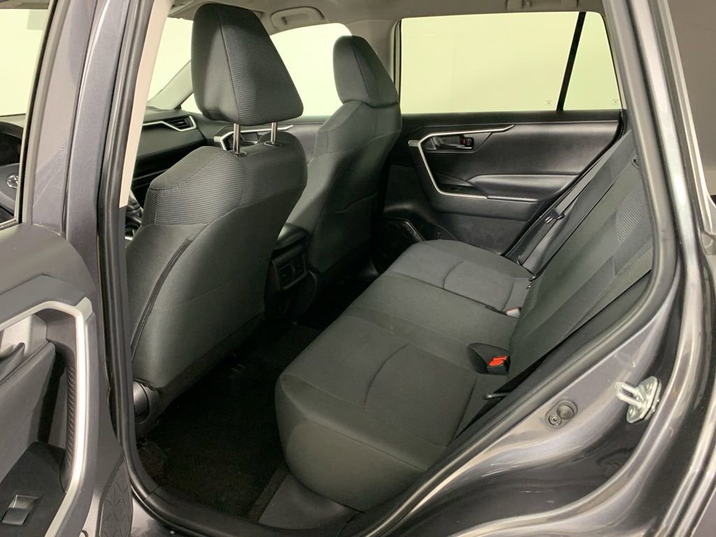 Used 2024 Toyota RAV4 LE image 31