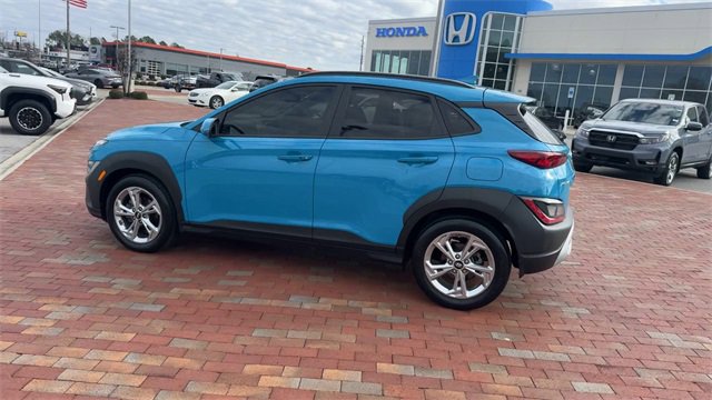 Used 2022 Hyundai Kona SEL w/ Cargo Package image 8