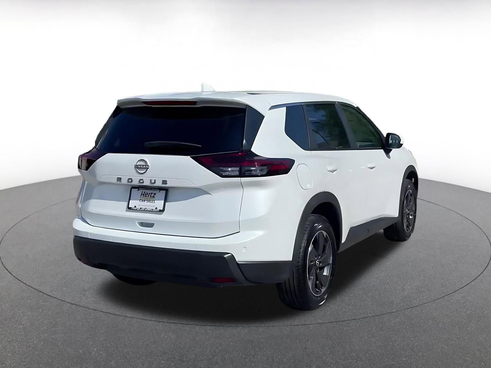 Used 2025 Nissan Rogue SV FWD image 12