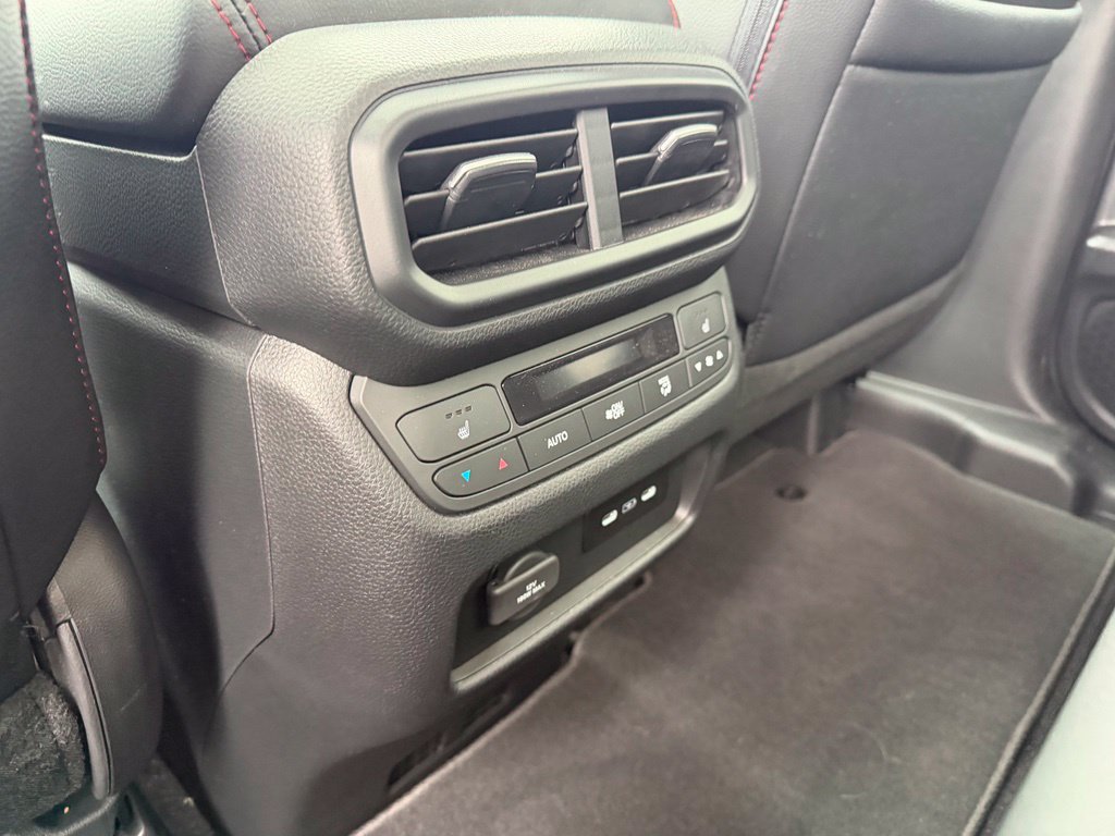 Certified 2025 Honda Ridgeline Black Edition image 20