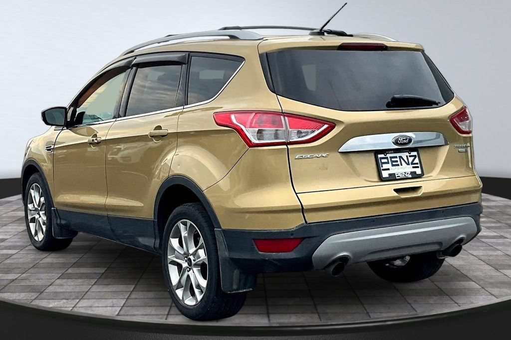 Used 2014 Ford Escape Titanium w/ Equipment Group 401A AWD/4WD image 4