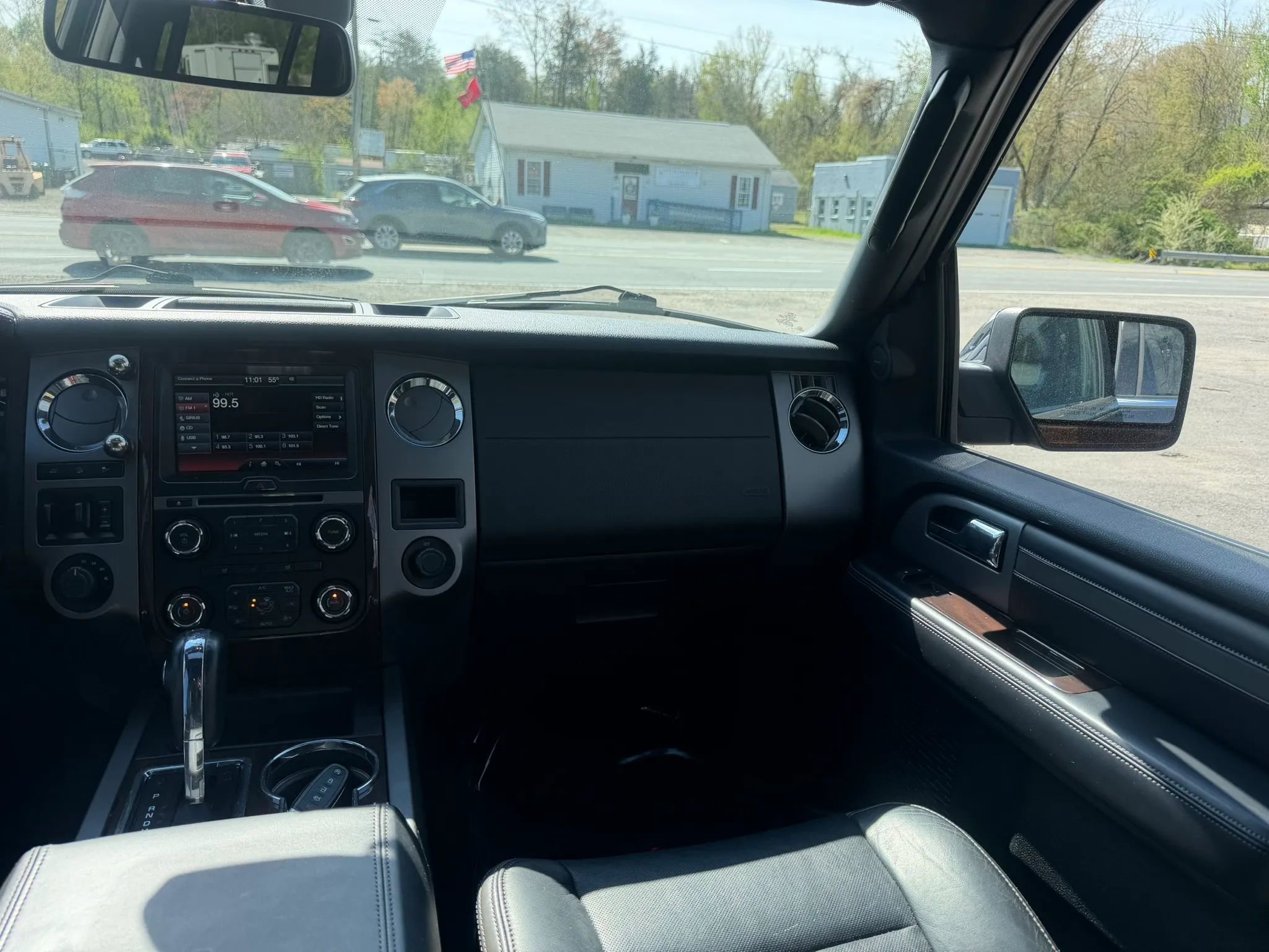 Used 2015 Ford Expedition Platinum image 34