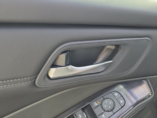 New 2027 Nissan Rogue Dark Armor FWD image 19