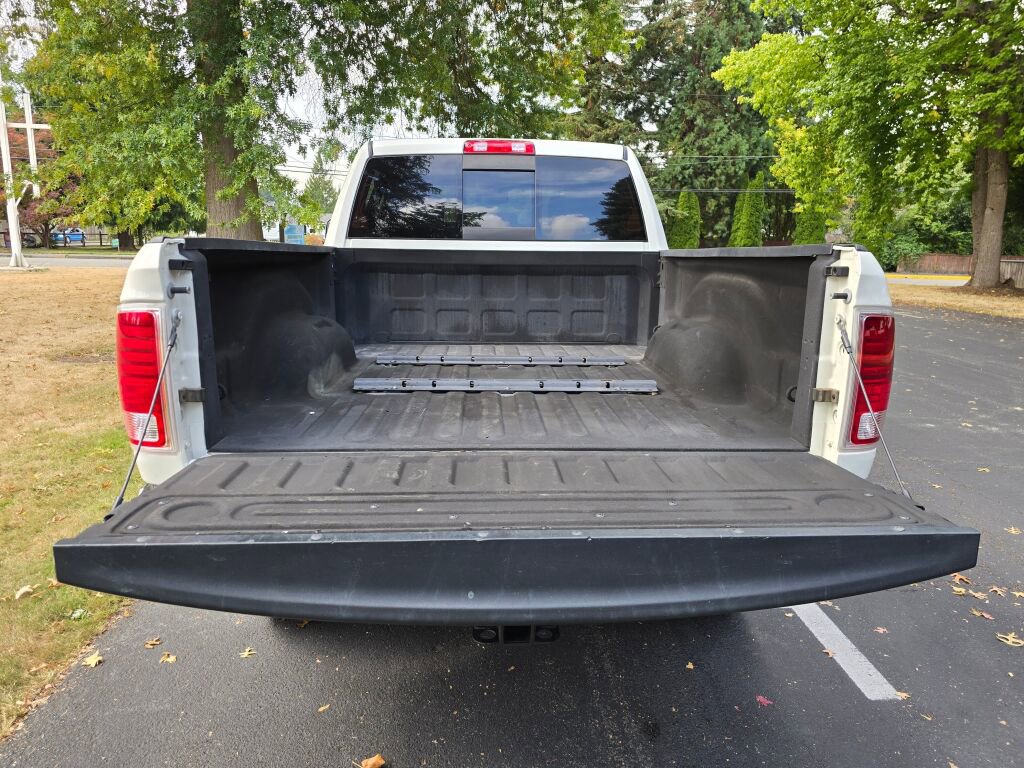 Used 2016 RAM 3500 Laramie w/ Convenience Group image 6