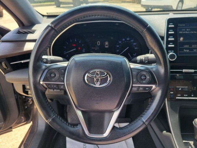 Used 2019 Toyota Avalon XLE w/ Moonroof Package FWD image 15