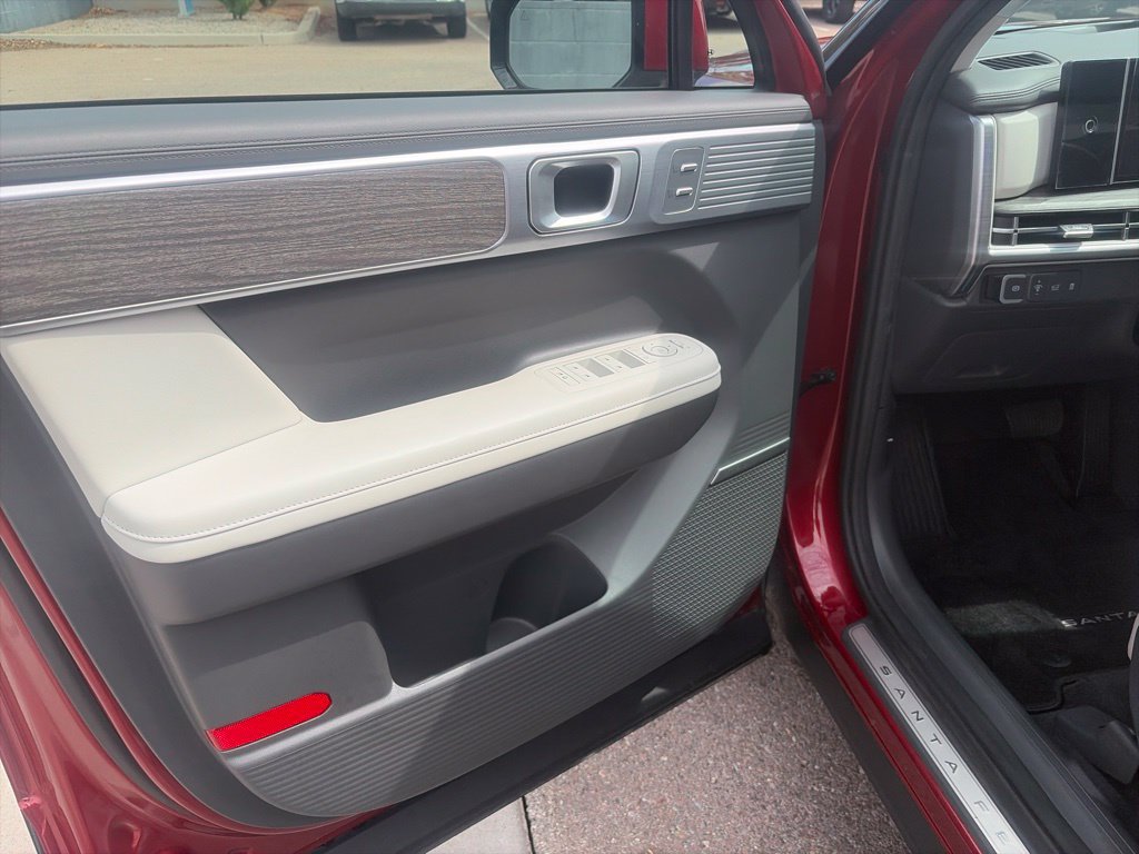 Used 2024 Hyundai Santa Fe Calligraphy AWD/4WD image 37