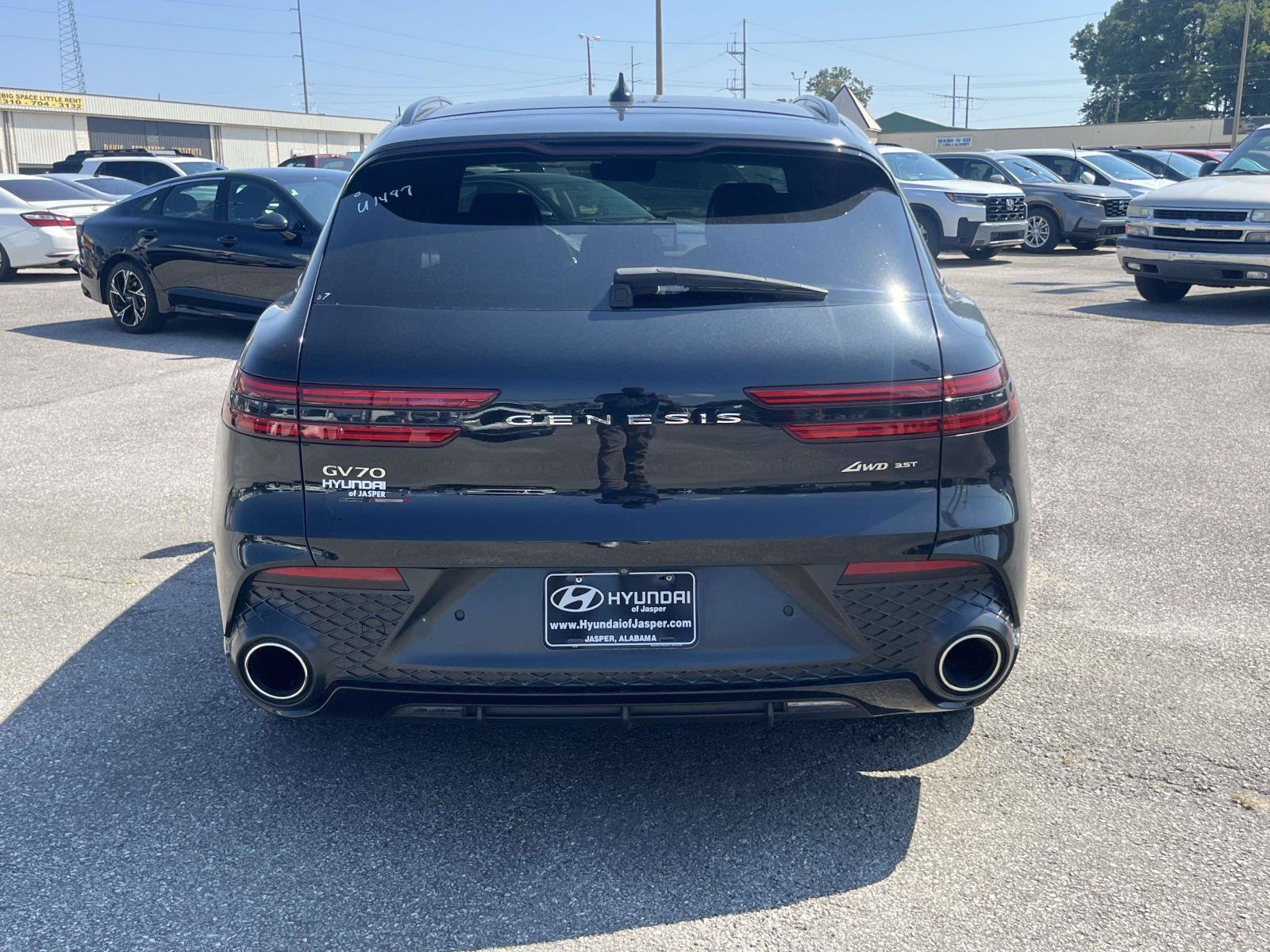 Used 2022 Genesis GV70 3.5T Sport AWD/4WD image 4