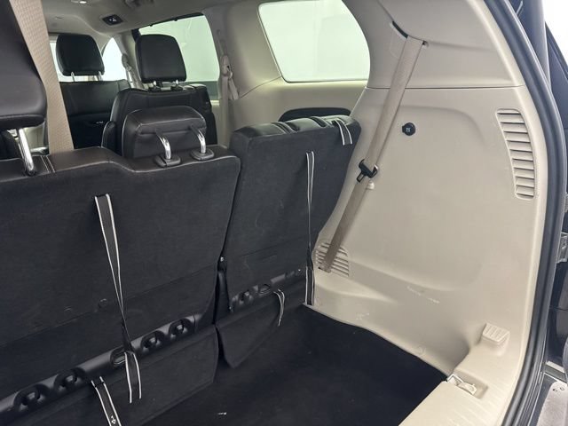 Used 2024 Chrysler Pacifica Touring-L FWD image 45