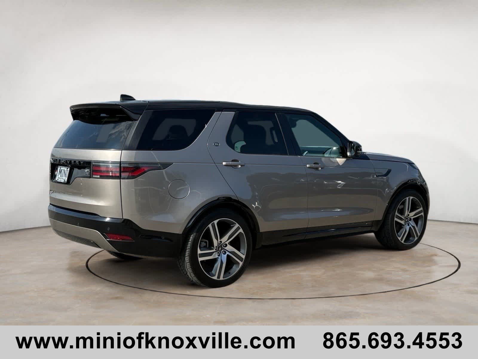 Used 2021 Land Rover Discovery HSE R-Dynamic AWD/4WD image 3