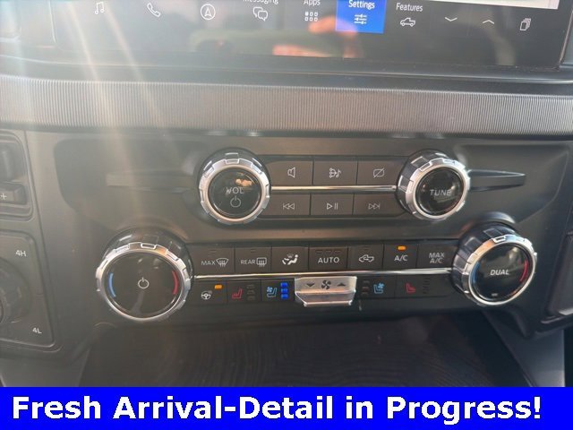 Used 2023 Ford F450 Platinum image 7