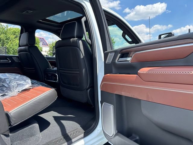 New 2026 GMC Sierra 3500 Denali Ultimate AWD/4WD image 40