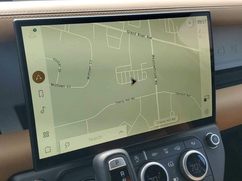 New 2026 Land Rover Defender 130 X-Dynamic SE AWD/4WD image 21