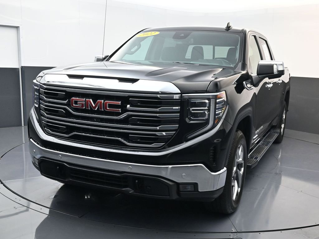 Used 2022 GMC Sierra 1500 SLT w/ SLT Premium Plus Package AWD/4WD image 10
