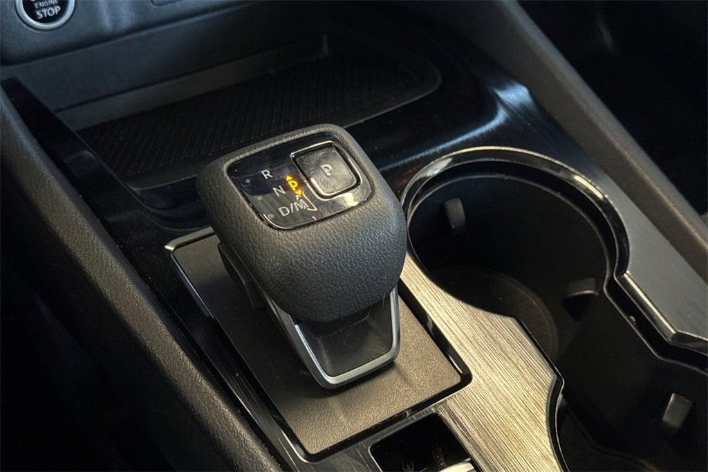 Used 2023 Nissan Rogue SV image 26