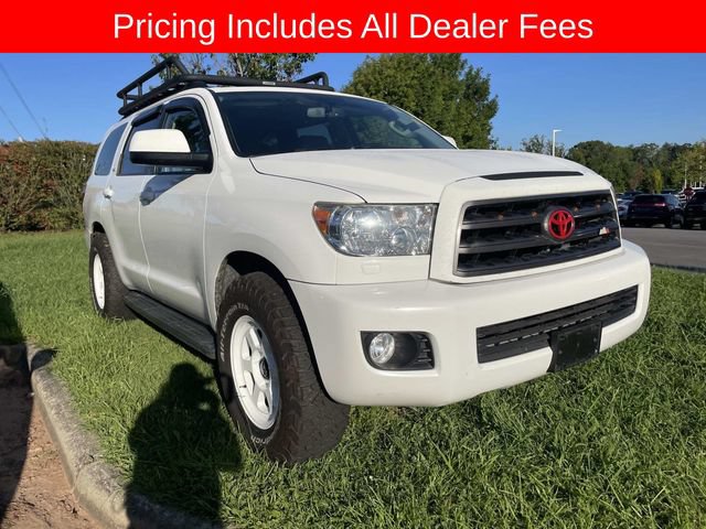 Used 2015 Toyota Sequoia SR5 w/ Premium Package AWD/4WD image 12