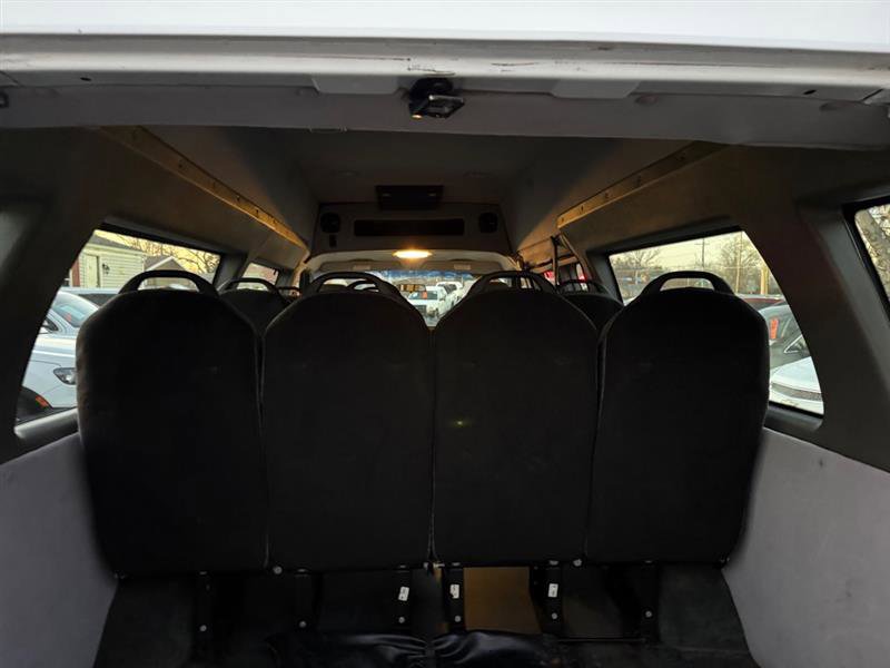 Used 2010 Ford E-250 and Econoline 250 Extended image 17