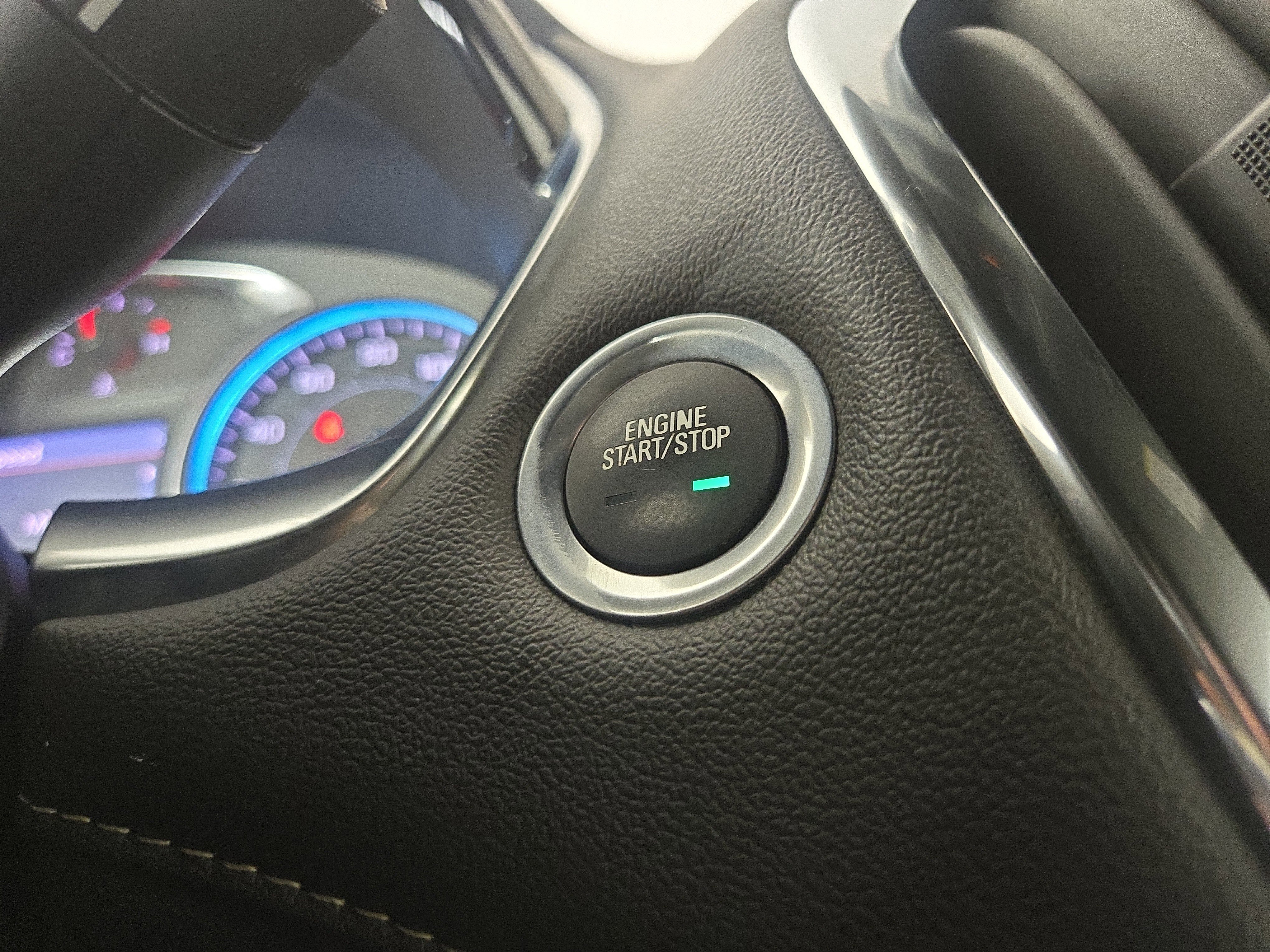 Certified 2023 Chevrolet Traverse LT w/ LPO, Floor Liner Package FWD image 25