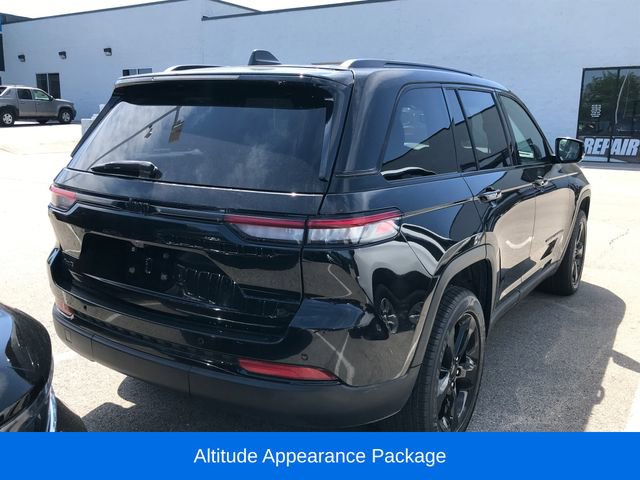 Used 2023 Jeep Grand Cherokee Altitude AWD/4WD video 2