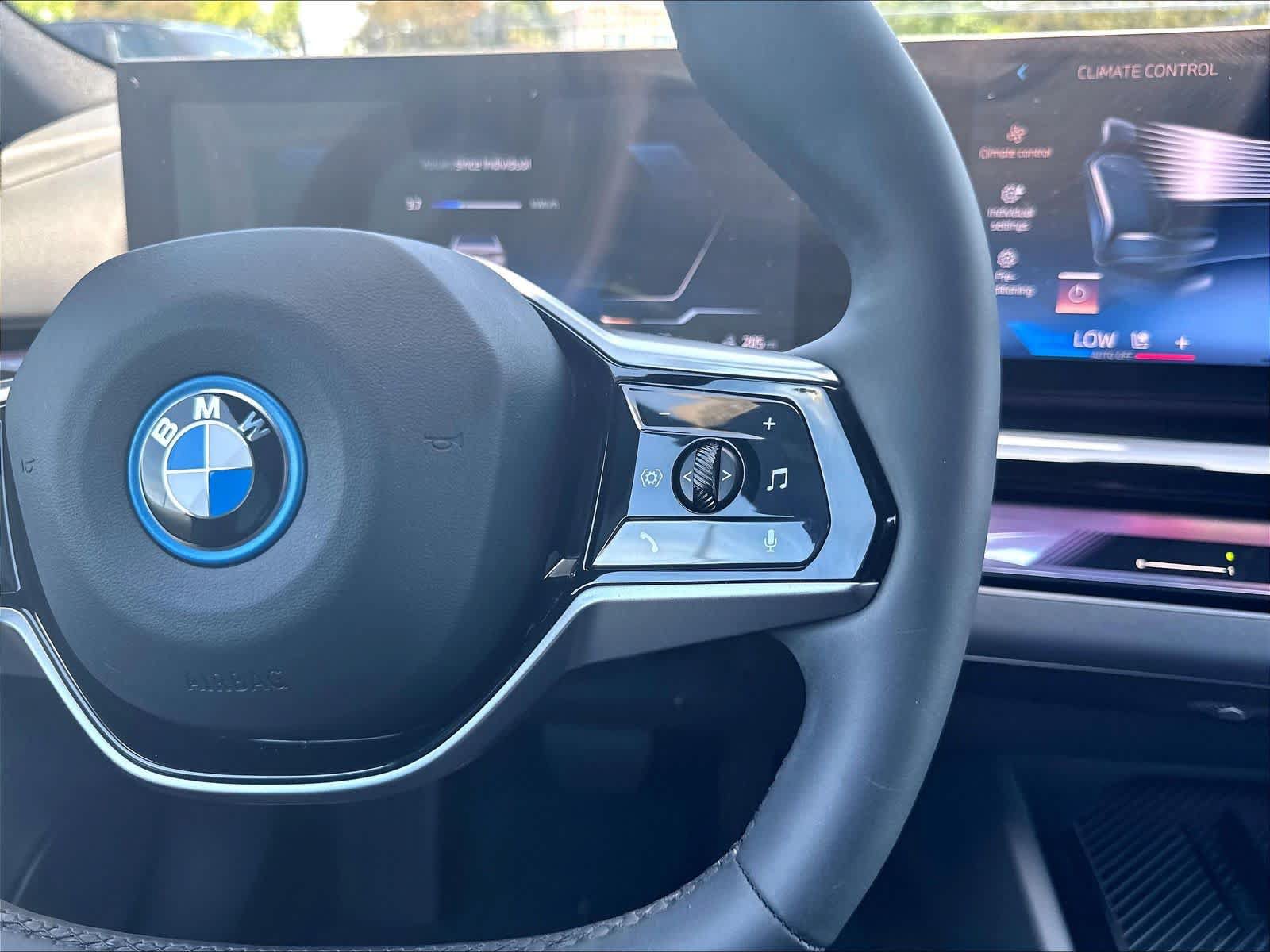 Certified 2024 BMW i5 eDrive40i w/ M Sport Package RWD image 15