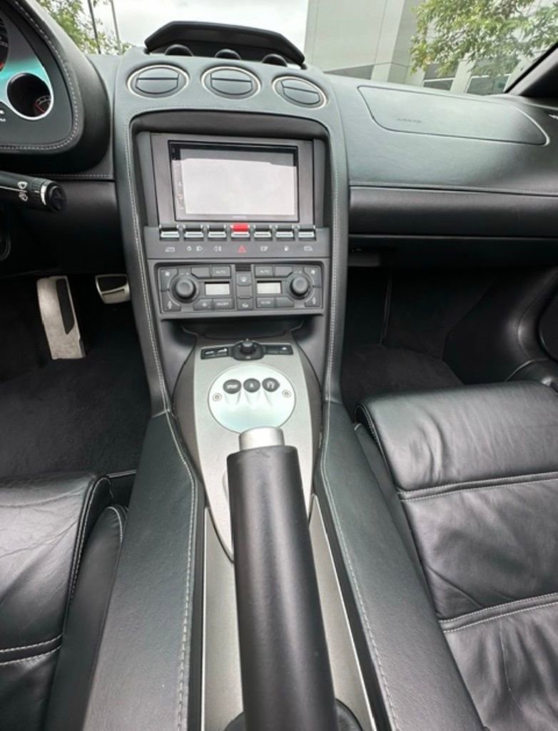 Used 2008 Lamborghini Gallardo Spyder AWD/4WD image 40