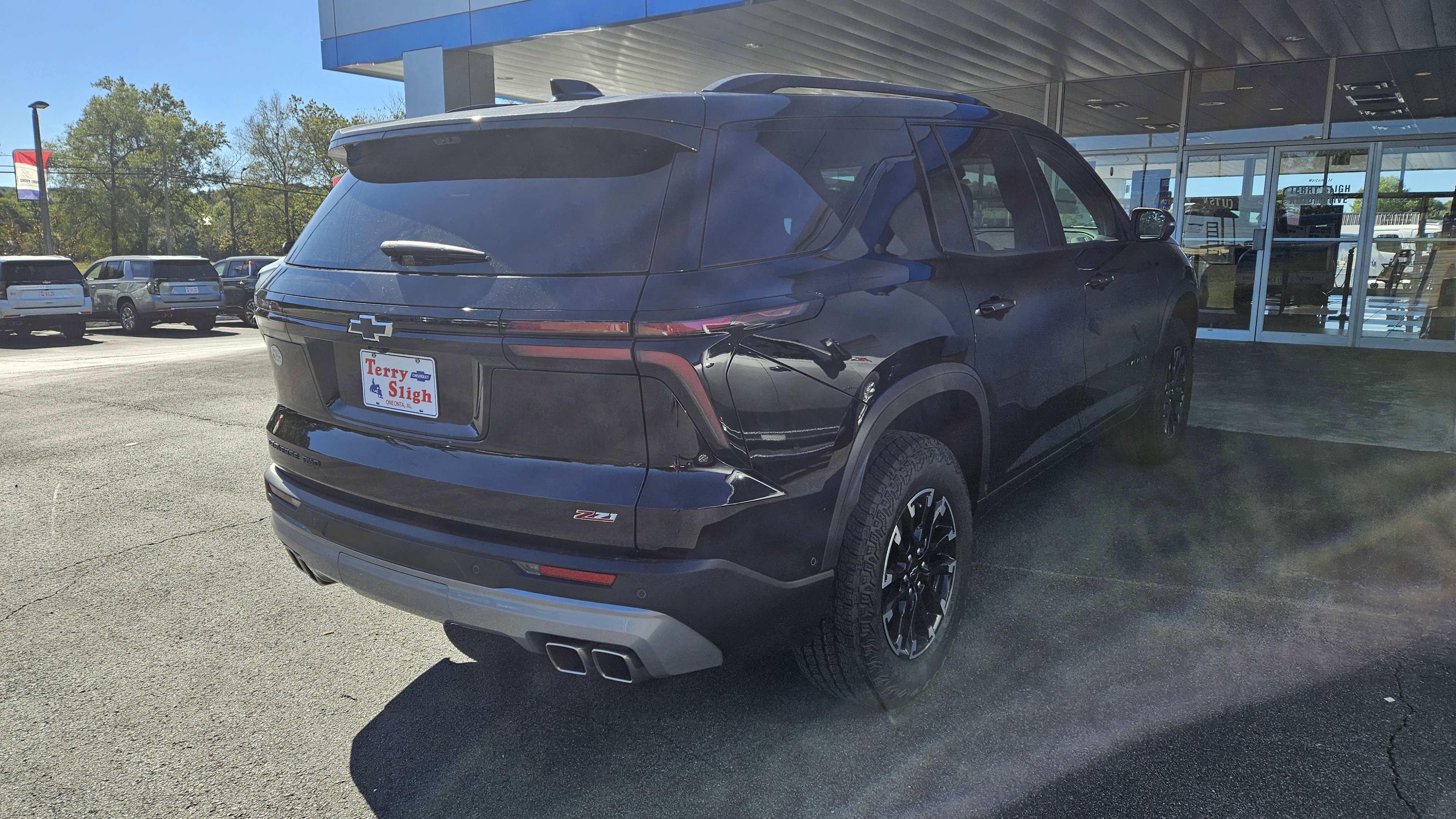 New 2026 Chevrolet Traverse Z71 w/ Enhanced Driving Package image 6