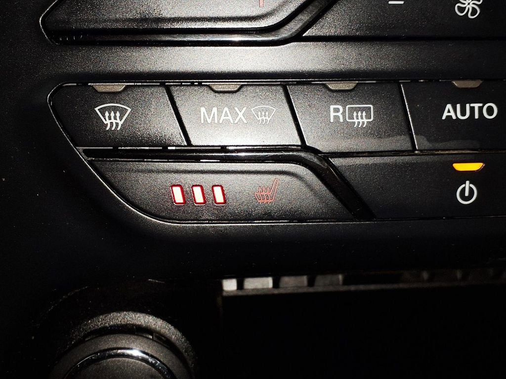 Used 2021 Ford Ranger Lariat w/ Tremor Off-Road Package image 14