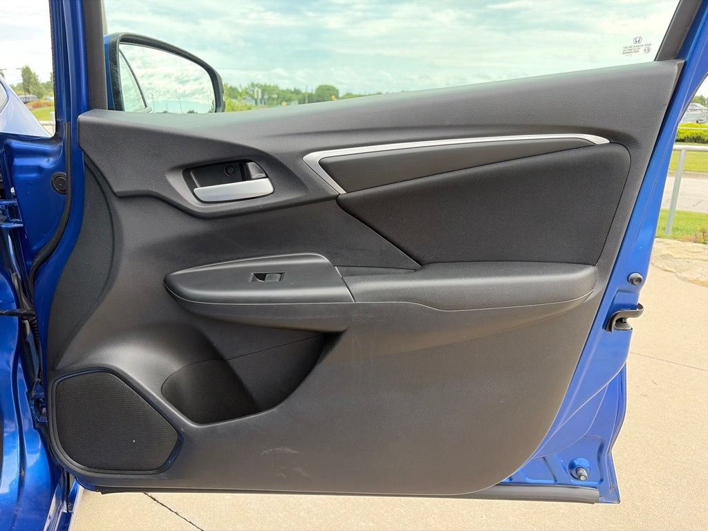 Used 2018 Honda Fit LX image 21