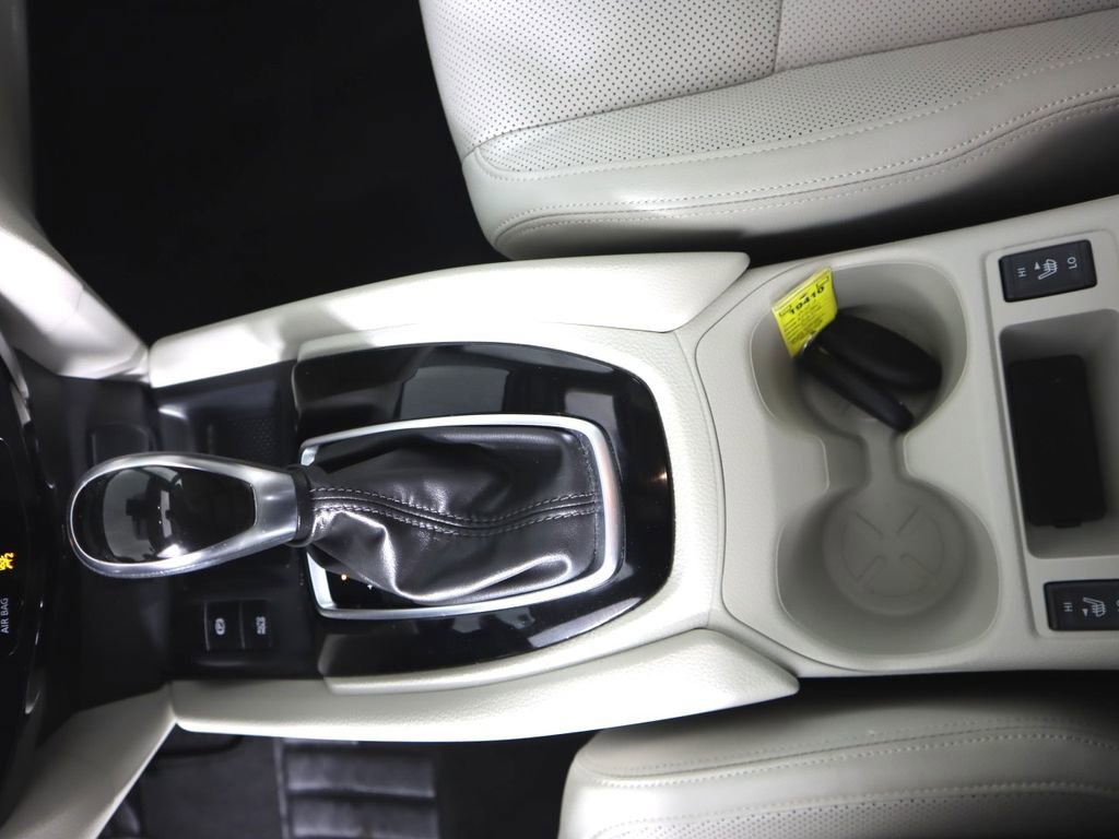 Used 2022 Nissan Rogue Sport SL w/ Premium Package AWD/4WD image 12