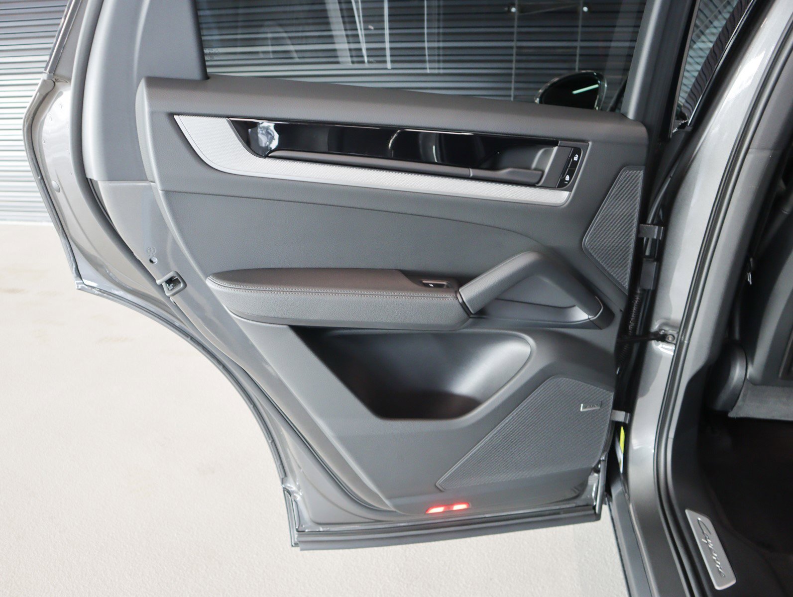 New 2026 Porsche Cayenne image 27