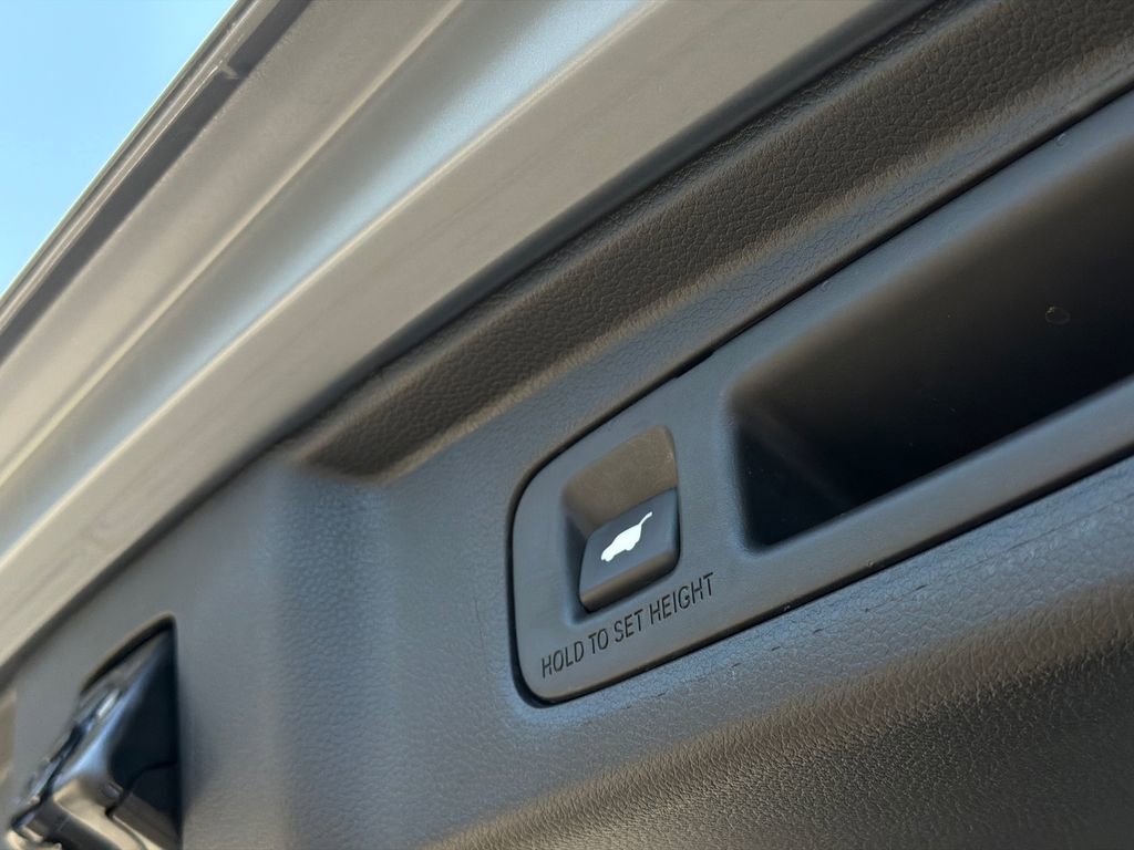 Used 2023 Honda CR-V Sport Touring image 9
