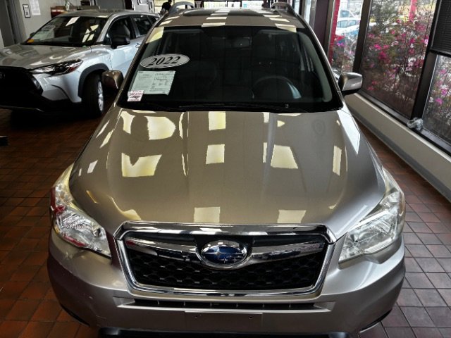 Used 2016 Subaru Forester 2.5i Limited w/ Popular Package #2 AWD/4WD image 4