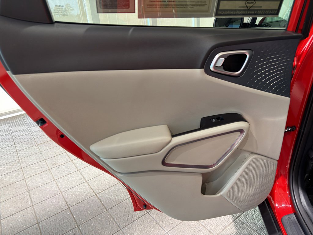 Certified 2024 Kia Soul EX image 21
