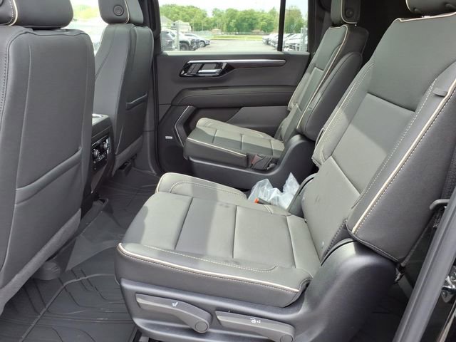 New 2026 Chevrolet Suburban Premier w/ Sun And Tow Package AWD/4WD image 10