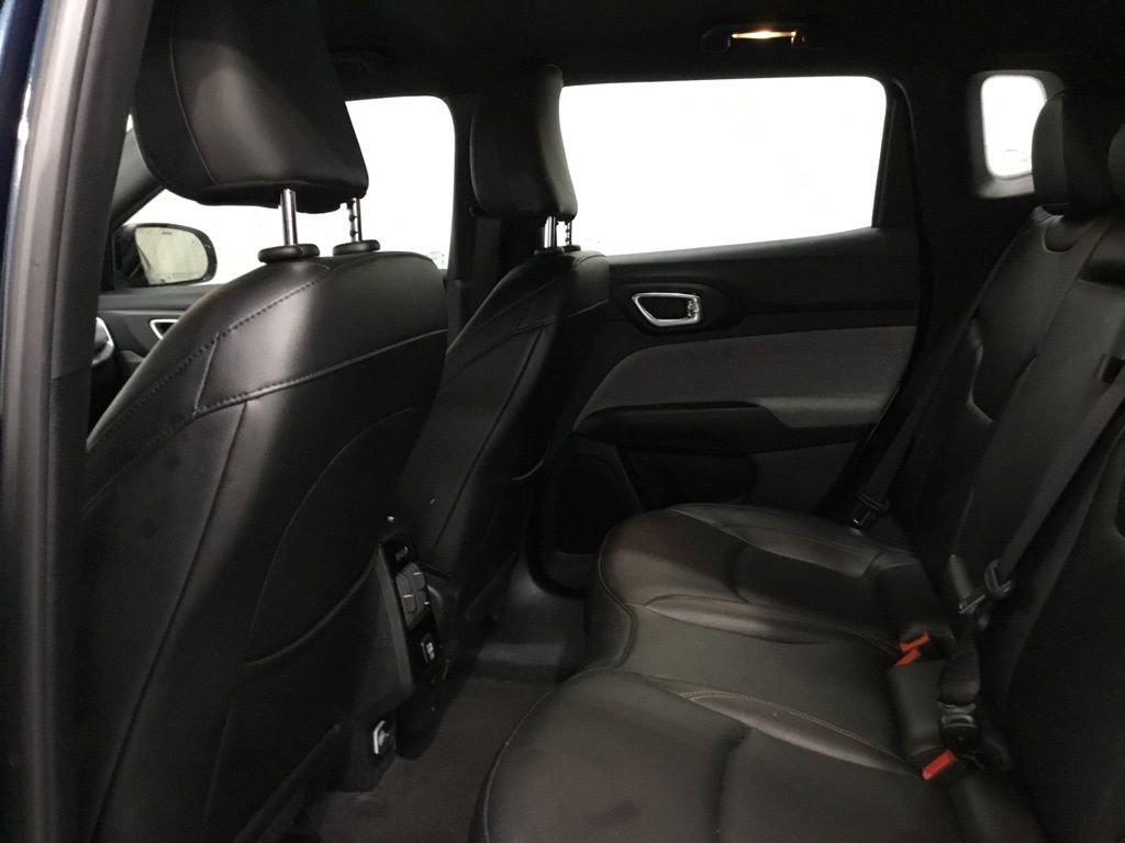 Used 2024 Jeep Compass Latitude image 12