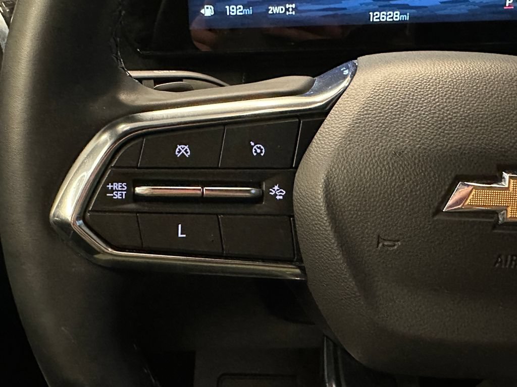 Used 2025 Chevrolet Equinox LT w/ Safety and Technology Package AWD/4WD image 11