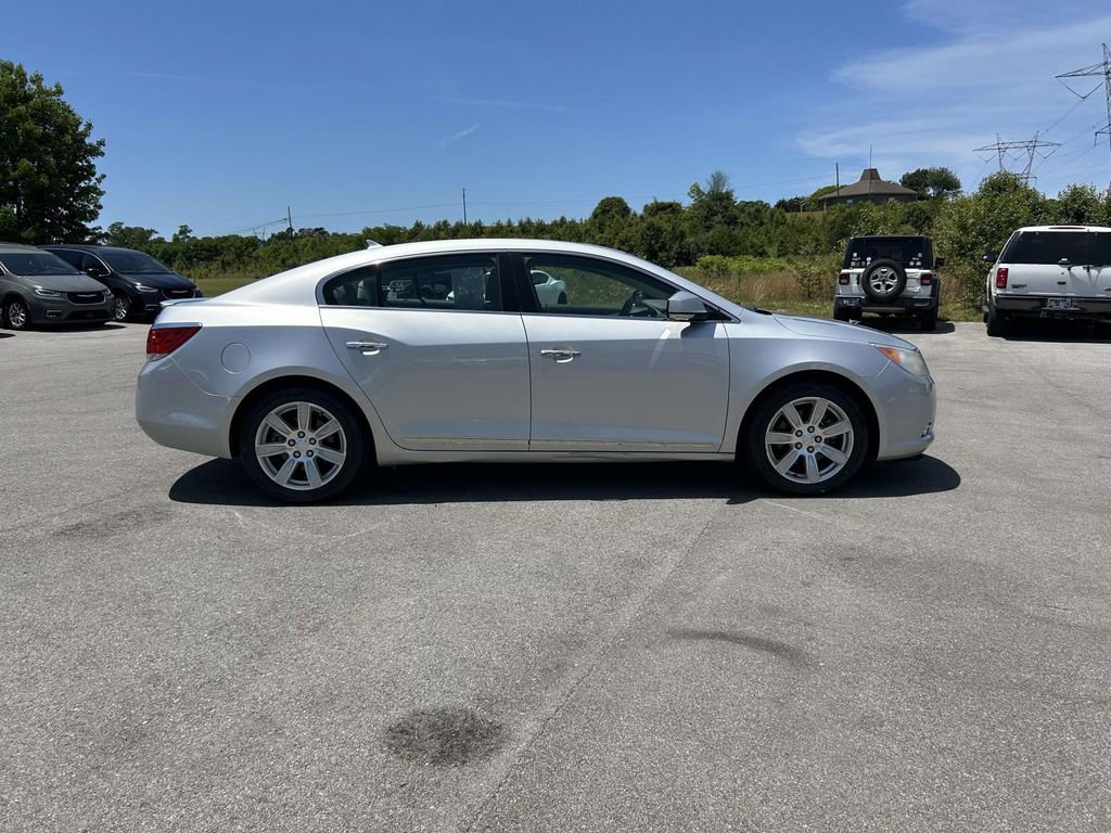 Used 2010 Buick LaCrosse CXL FWD image 2