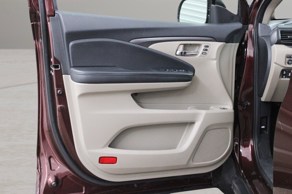 Used 2022 Honda Pilot Special Edition image 16
