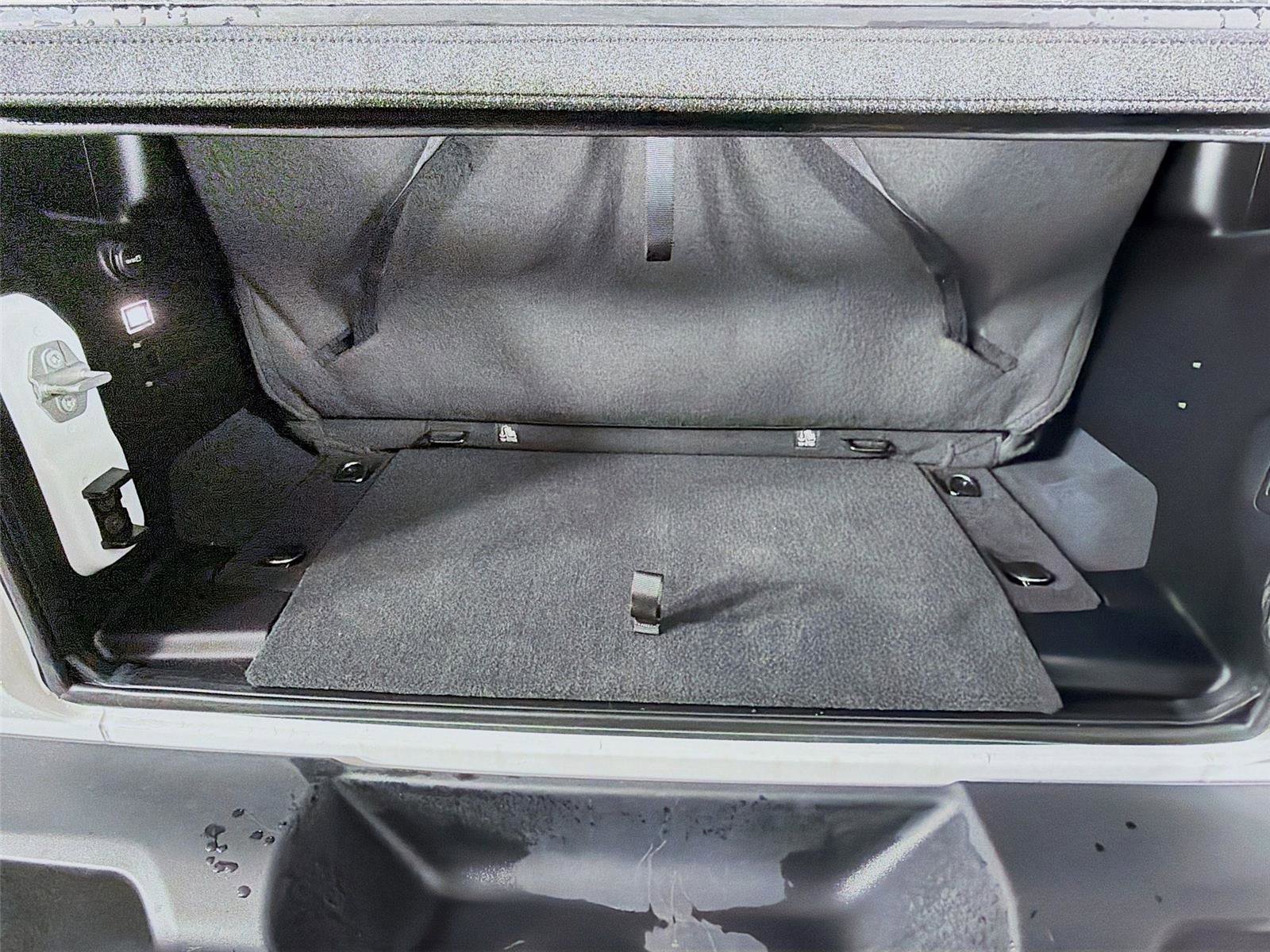 Used 2024 Jeep Wrangler Sport image 24