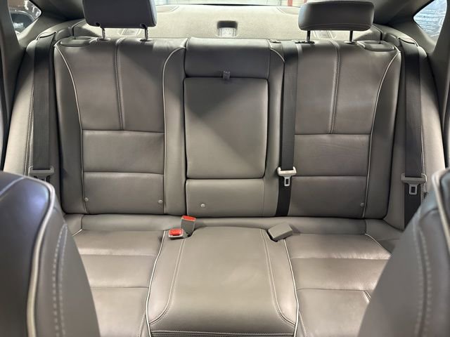 Used 2018 Chevrolet Impala Premier FWD image 27