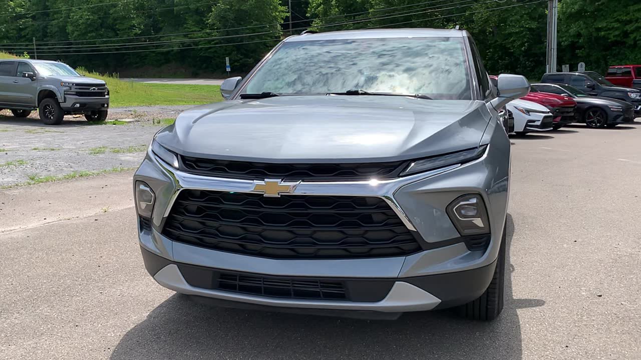 Used 2023 Chevrolet Blazer LT w/ Convenience Package FWD image 8