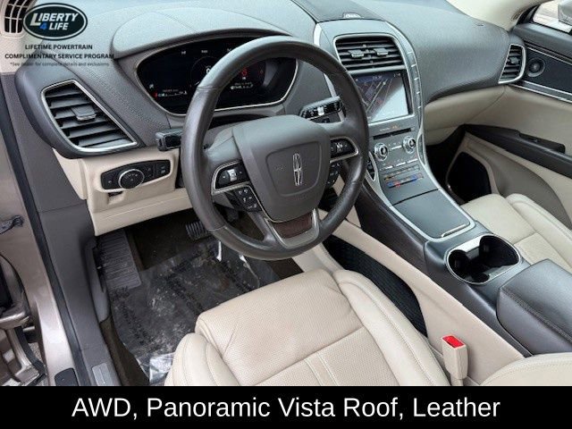 Used 2020 Lincoln Nautilus Reserve w/ Equipment Group 201A image 10