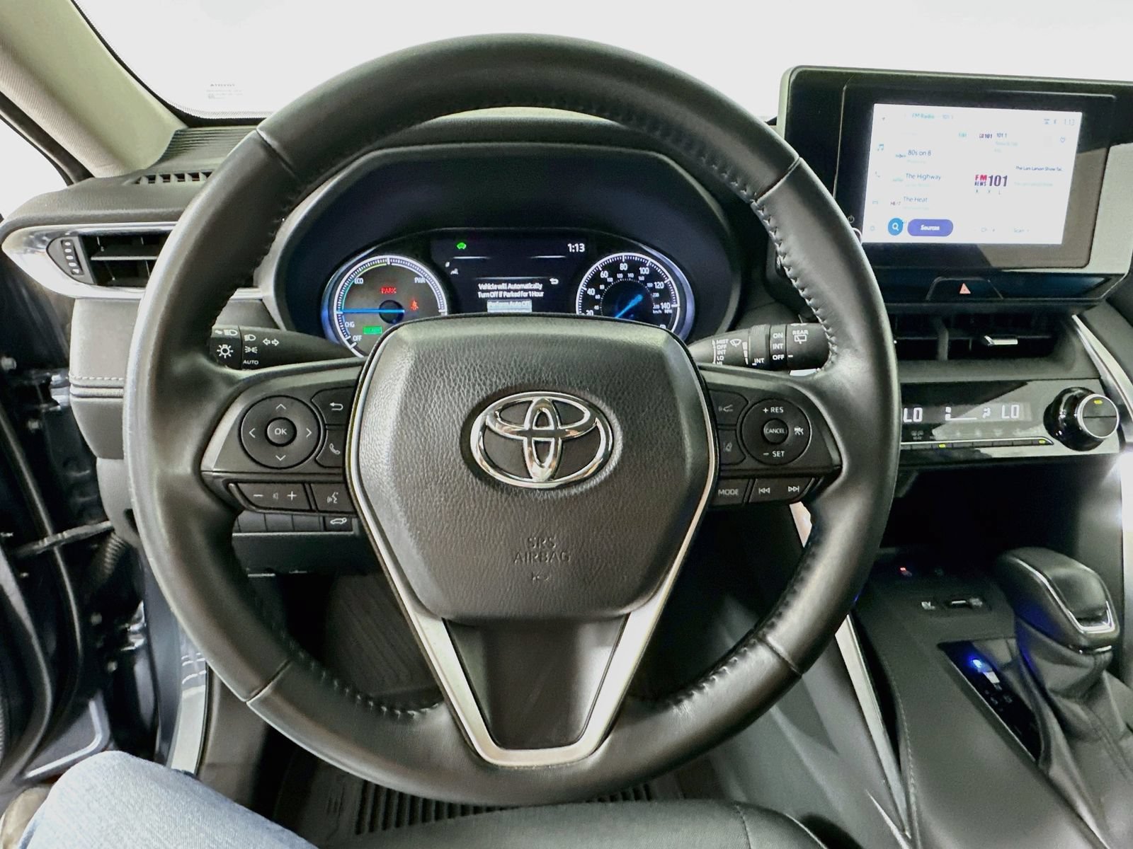 Used 2024 Toyota Venza LE AWD/4WD image 12