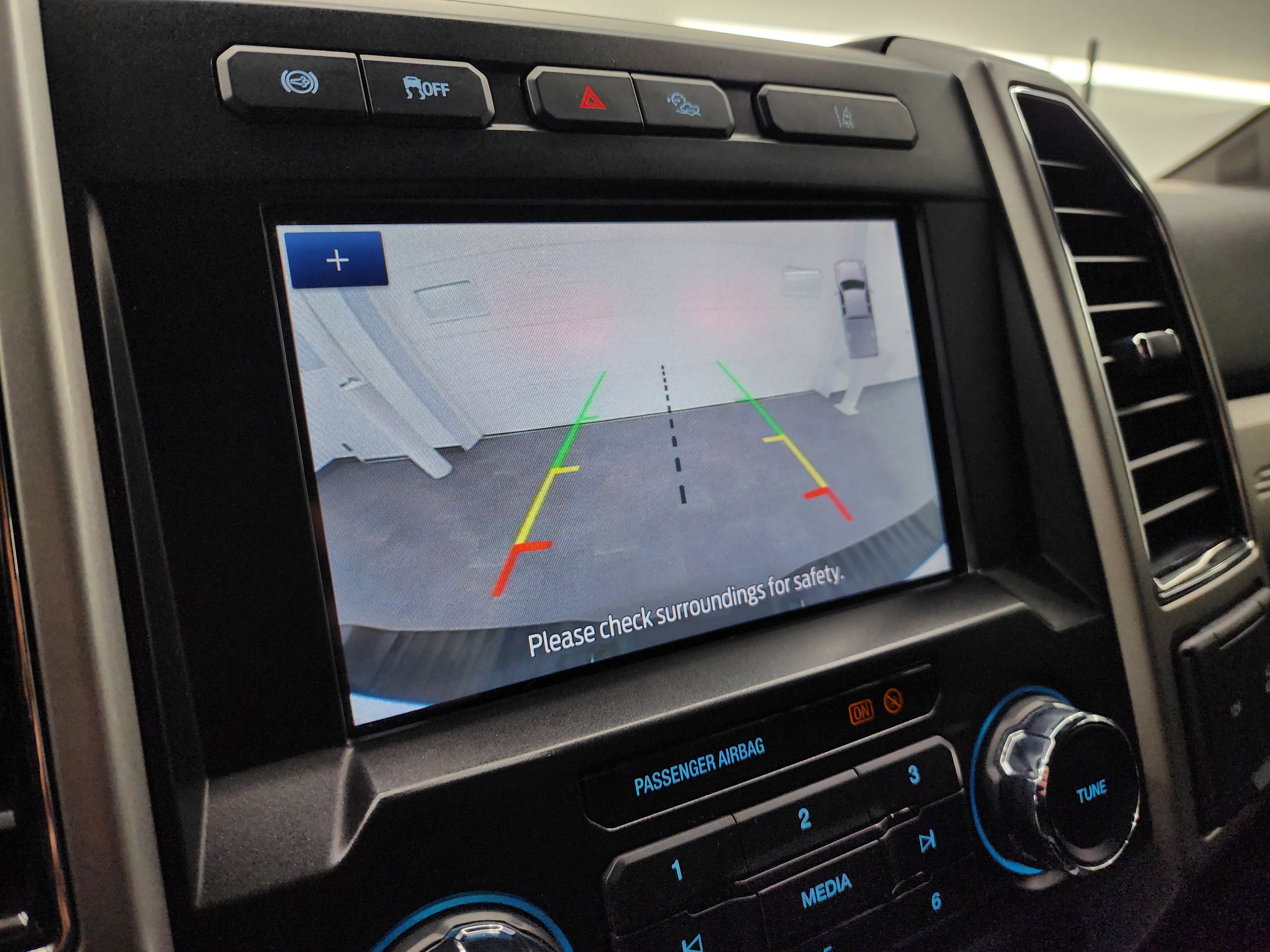 Used 2021 Ford F350 Lariat image 15